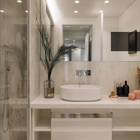 דירה Asta - 2 Bedrooms In Santo Antonio ליסבון