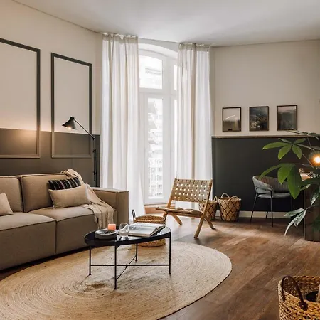 Asta - 2 Bedrooms In Santo Antonio * Lisbona