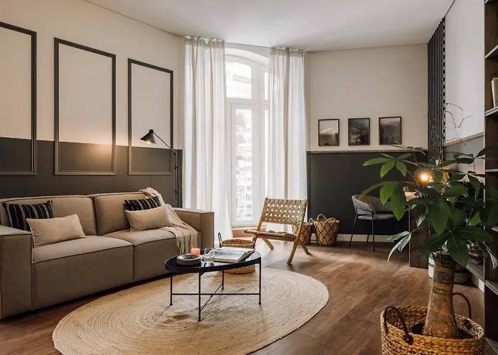 Asta - 2 Bedrooms In Santo Antonio * Lisboa